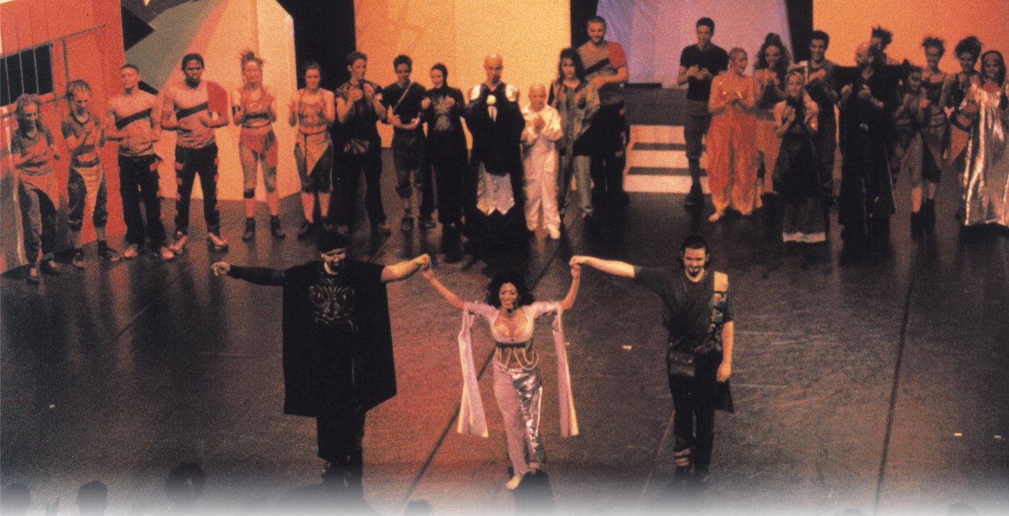 Archives de Salammbô comédie musicale – troupe du spectacle à Lyon en 2000